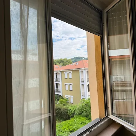 Casa Facetti Presso Kristall アパート