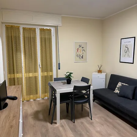 Casa Facetti Presso Kristall * Diano Marina